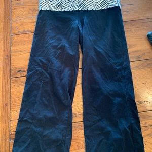 Victoria’s Secret Pink capri size small